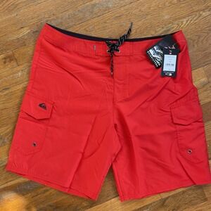Quiksilver Men's Manic 22 Red Cargo Boardshorts Sz 36 NWT AQYBS03151A